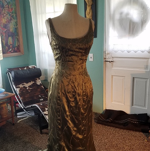 New Year's Eve or pageant gown - Picture 2 of 4